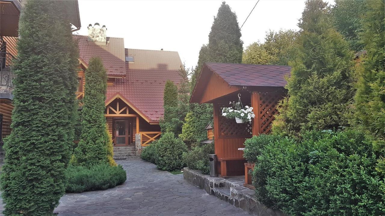 Karpatski Zori Hotel Μπούκοβελ Εξωτερικό φωτογραφία
