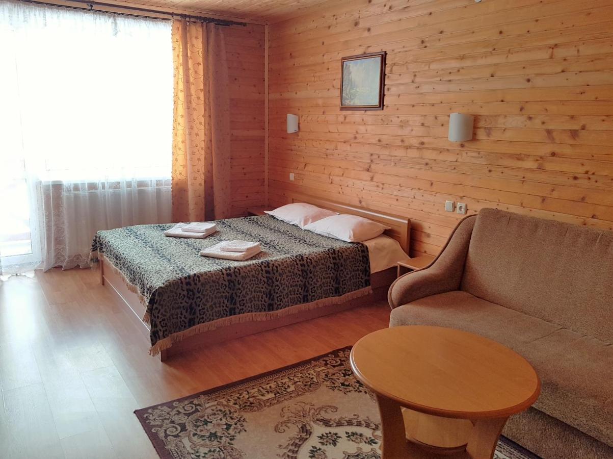 Karpatski Zori Hotel Μπούκοβελ Εξωτερικό φωτογραφία