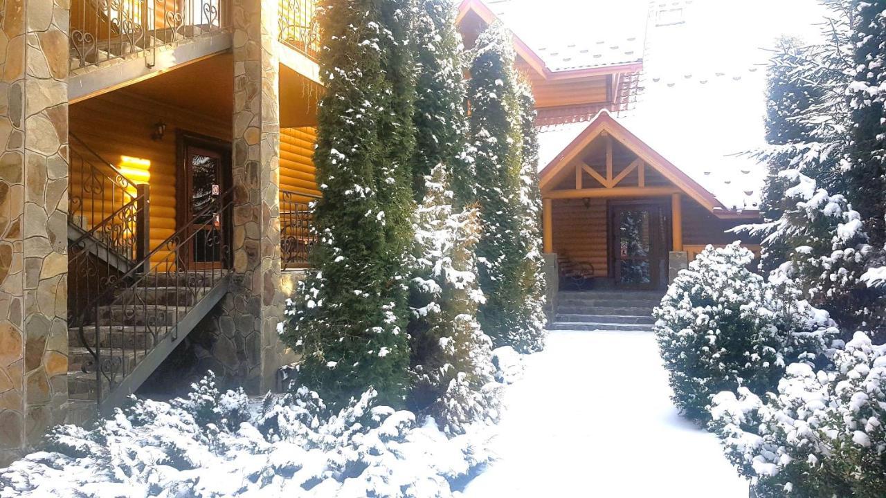 Karpatski Zori Hotel Μπούκοβελ Εξωτερικό φωτογραφία