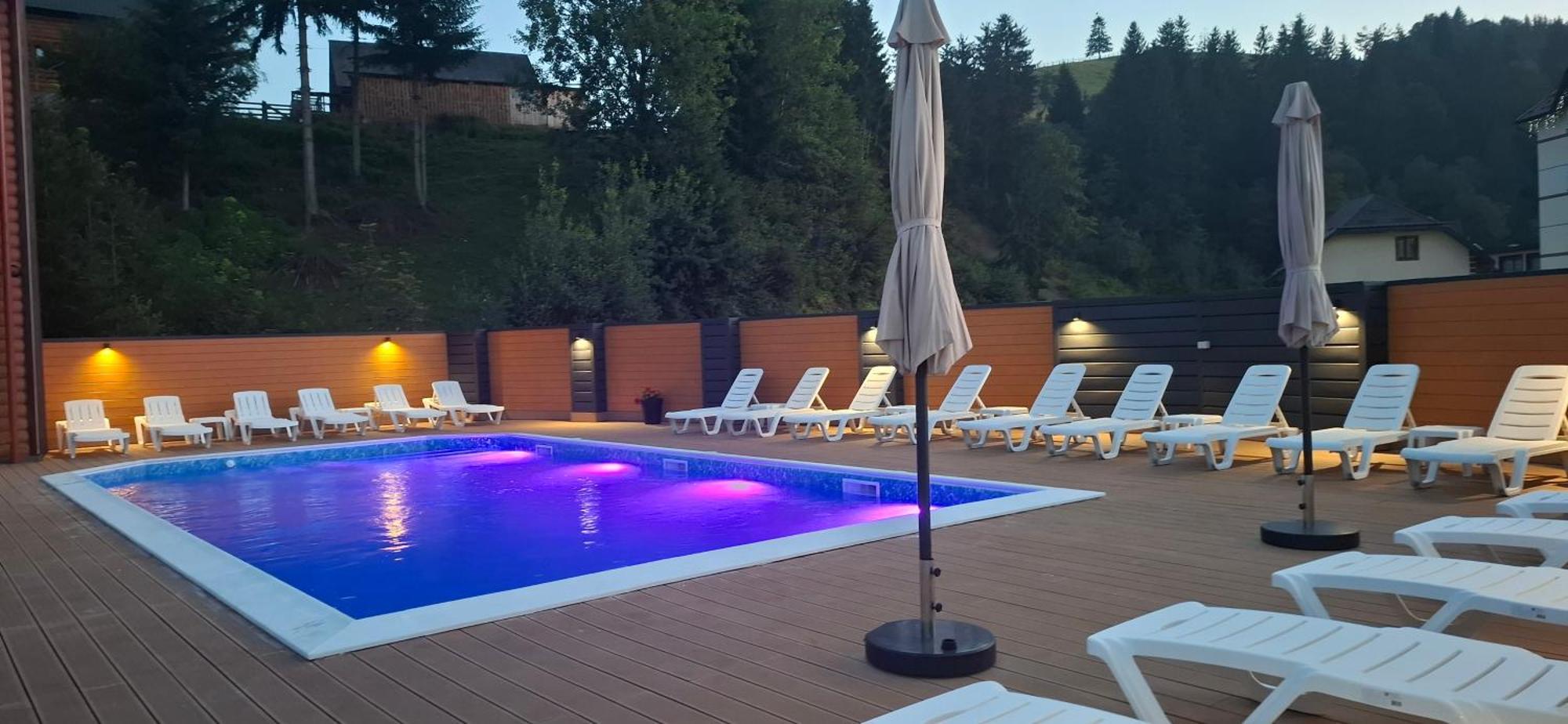Karpatski Zori Hotel Μπούκοβελ Εξωτερικό φωτογραφία