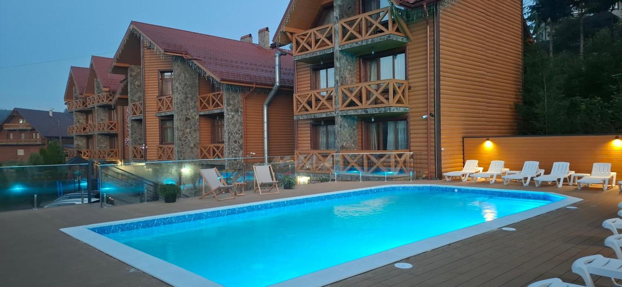 Karpatski Zori Hotel Μπούκοβελ Εξωτερικό φωτογραφία