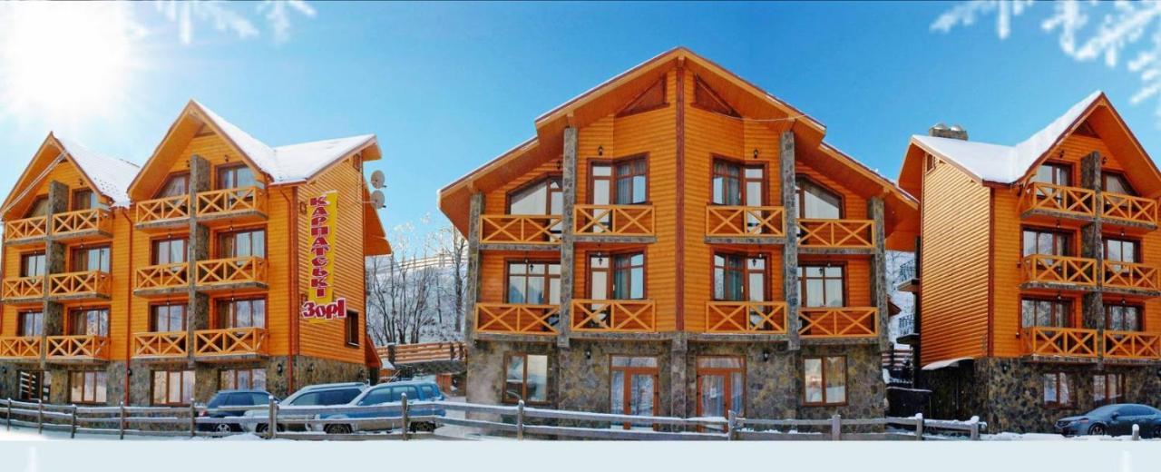 Karpatski Zori Hotel Μπούκοβελ Εξωτερικό φωτογραφία