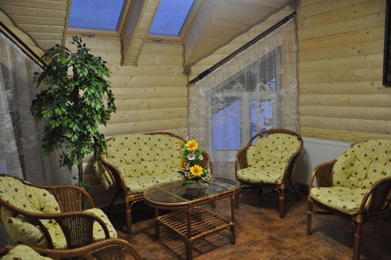 Karpatski Zori Hotel Μπούκοβελ Εξωτερικό φωτογραφία
